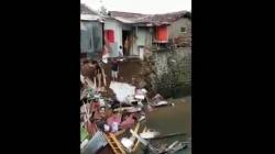 Kronologi 4 Rumah di Kebonwaru Bandung Roboh, Longsor Kirmir Susulan Mengancam