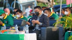 Bobby Nasution Lepas 32 Atlet dan 18 Pelatih ke Papernas XVI Papua