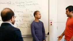 Daftar Perkenalan Diri dalam Bahasa Inggris dan Terjemahannya 2022 Lengkap 