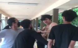 Mahasiswa Polsri Dikeroyok saat Main Game di Kampus, Polisi Buru Pelaku <
