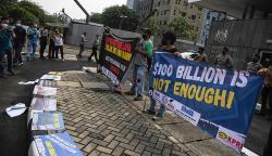 Aktivis Lingkungan Tagih Utang Iklim Sebesar 100 Miliar Dolar