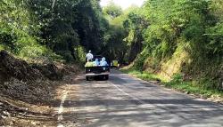Sempat Tertutup Longsor, Jalan Kolonel Masturi KBB Kembali Dibuka<