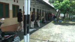 Terjaring Razia, Pasangan Tak Resmi di Klaten Coba Kabur Naik Motor