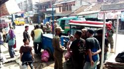 Bikin Kumuh dan Macet, PKL di Depan Masjid Agung Padalarang Bakal Ditertibkan