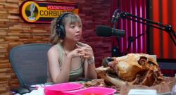 Kedatangan Vlogger Bella Kuku, Deddy Corbuzier Histeris Melihat Bakso Kepala Sapi