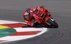 Bagnaia Tak Bisa Lupakan Rossi: Aneh Banget Tak Melihatnya di Trek