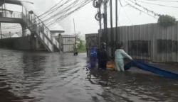 3 Titik di Jaksel Tergenang Air akibat Hujan Deras, Sudin SDA Siapkan Pompa