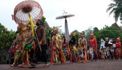 Kirab World Wayang Way Borobudur