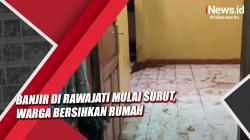 Video Banjir di Rawajati Mulai Surut, Warga Bersihkan Rumah