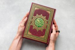 Hukum Tajwid Idgham Mutamatsilain: Pengertian, Cara Baca, dan Contohnya
