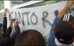 Kisruh Pilkades, Kantor Dinas PMD OKI Disegel Massa  