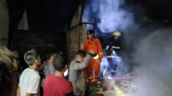 Kebakaran Maut di Riau, Ibu dan 3 Anak Ditemukan Tewas di Kamar Mandi<