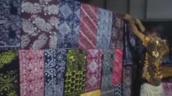 Usung Motif Nanas, Tangkuban Parahu, dan Sisingaan, Batik Tulis Subang Mampu Bertahan