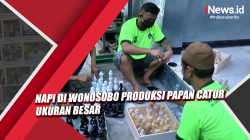 Video Napi di Wonosobo Produksi Papan Catur Ukuran Besar