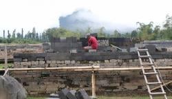 Restorasi Bangunan Bersejarah Situs Liyangan Gunung Sindoro