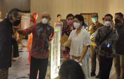 Hadiri Pameran Fashion KRTA, Menkop Teten: Kita Ingin Tampilkan Model Seperti Ini di G20