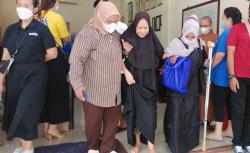 Terima Bantuan dari MNC Peduli dan YEMI, Erum Ceritakan Kisah Kakinya Diamputasi Kena Cairan Limbah Pabrik