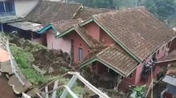 Ngeri, Setiap Hari Bencana Tanah Longsor dan Banjir Bandang Terjang KBB<