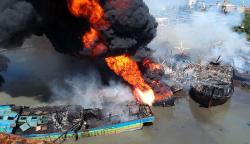 Penampakan dari Udara 15 Kapal Nelayan Terbakar di Pelabuhan Tegal