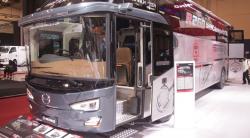 Tampil di GIIAS 2021, Raja Bus Hino Unjuk Gigi Siap Persenjatai Kendaraan Standar Euro 4 