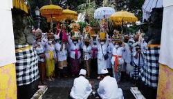 Persiapan Umat Hindu Bali Jelang Hari Raya Kuningan