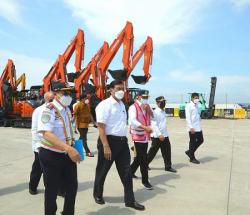 Tinjau Proyek Pelabuhan Patimban, Menko Luhut: Harus Bisa Dukung Ekspor Produk UMKM<