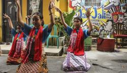 Peringatan Hari Anak Sedunia di Bale Buku Cakung