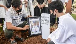 Suasana Pemakaman Legenda Bulu Tangkis Verawaty Fajrin