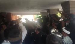 Sengketa Tanah Adat, Ratusan Warga Geruduk BPN Gianyar Tuntut Bersaksi di Pengadilan