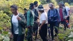 TNI Tangkap 6 WNA China Gegara Lakukan Penambangan Emas Ilegal di Papua