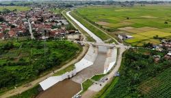 Foto dari Udara Sodetan Cisangkuy Bandung, Mampu Kurangi Genangan 700 Hektare