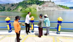 Pembangunan Infrastruktur Pemerintah Presiden Jokowi Dirasakan Masyarakat Kecil