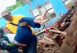 Bruk! Atap Laboratorium SMP Cibeber Lebak Roboh Timpa 8 Siswa