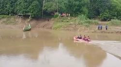 5 Motor Juga Tenggelam akibat Perahu Terbalik di Sungai Cipunagara Subang