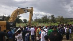 Jalan Baru Menuju Kampung Maima Dibuka, Bupati Turunkan Alat Berat