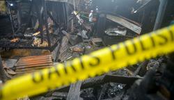 Puluhan Lapak Pedagang Pasar Tradisional Bukittinggi Ludes Terbakar