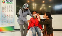 MNC Peduli Berikan Alat Bantu Dengar dan Kaki Palsu untuk Penyandang Disabilitas