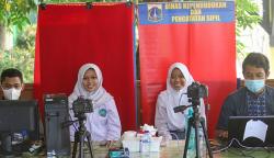 Dukcapil Jemput Bola Rekam E-KTP Pelajar SMA