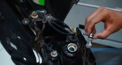 Cara Ganti Lampu Motor dari Halogen Menjadi LED