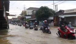 Tanggul Sungai Dawe Jebol,  2 Desa di Kudus Terendam Banjir