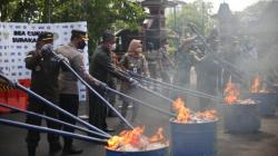 Bea Cukai Musnahkan Barang Milik Negara di Halaman Setda Sukoharjo, Apa Saja? 