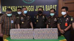 Kejati Jabar Eksekusi Denda Rp32 Miliar Kasus Faktur Pajak Fiktif WNA Korsel, Ini Uangnya<