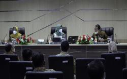 Demi Jadi RS Unggulan Mojokerto, Ning Ita Beri Pembinaan Kinerja ASN RSUD Dr. Wahidin Sudirohusodo