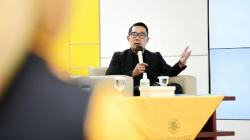Jadi Pembicara FLF UGM, Ridwan Kamil Paparkan Strategi Atasi Ketimpangan Pembangunan di Jabar<