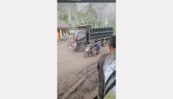Gunung Semeru Meletus, Masyarakat Diminta Waspada Sepanjang Lembah Jalur Awan Panas Besuk Kobokan<