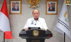 Di Hadapan Wisudawan Stikosa-AWS, La Nyalla Sebut Transformasi Kurikulum Harus Dilakukan