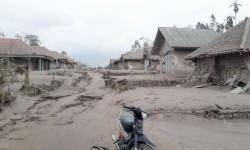 PVMBG Sebut Gunung Semeru masih Berpotensi Erupsi, Warga Diminta Jauhi Area Terdampak<