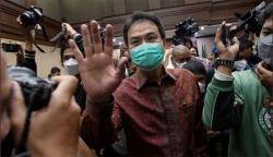 Azis Syamsuddin Jalani Sidang Perdana Pemberian Suap Mantan Penyidik KPK