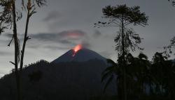 Banyak Pihak Sebut Semeru Meletus Tiba-tiba, Ini Penjelasan Pakar Geologi Unpad 