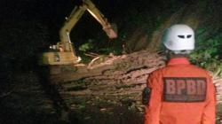 Longsor di 4 Titik, Jalan AKD Kaiya-Kotamobagu Belum Bisa Dilalui Kendaraan